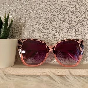 pink leopard sunglasses